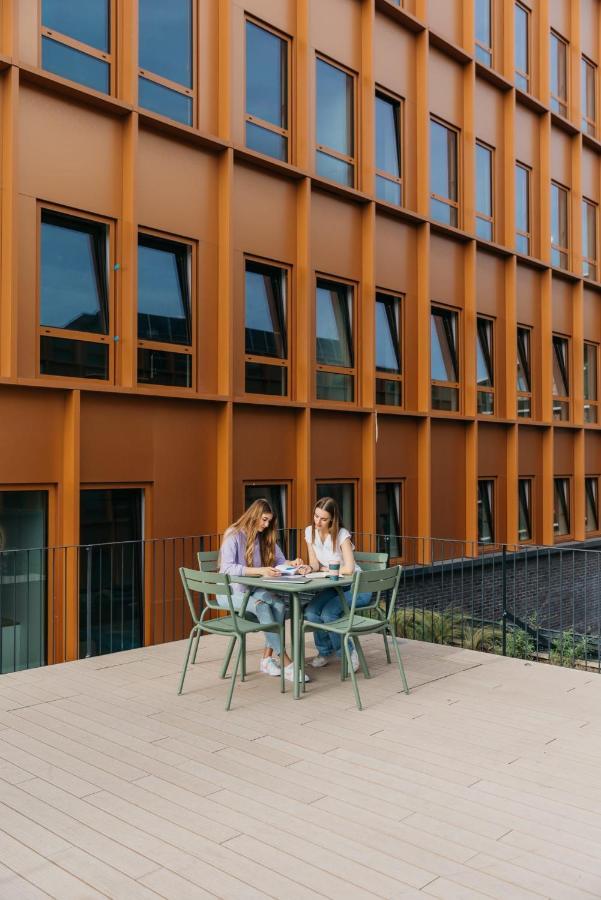 For Students Studying In Barcelona Only - Stunning Spacious Studios And Private Rooms At Pallars Student Accommodation ภายนอก รูปภาพ