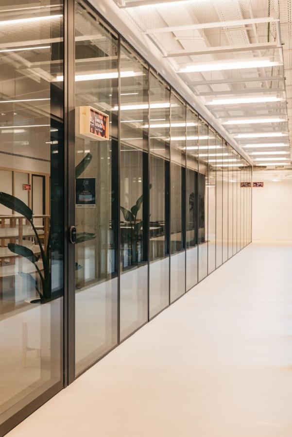 For Students Studying In Barcelona Only - Stunning Spacious Studios And Private Rooms At Pallars Student Accommodation ภายนอก รูปภาพ