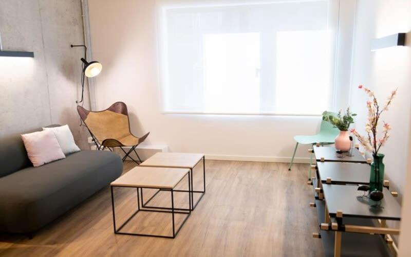For Students Studying In Barcelona Only - Stunning Spacious Studios And Private Rooms At Pallars Student Accommodation ภายนอก รูปภาพ