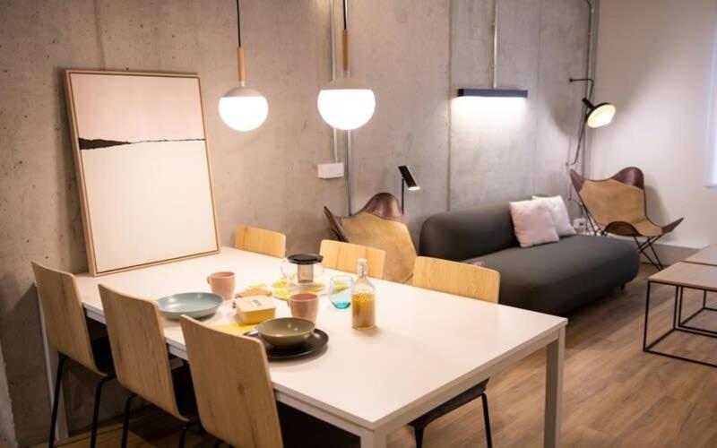 For Students Studying In Barcelona Only - Stunning Spacious Studios And Private Rooms At Pallars Student Accommodation ภายนอก รูปภาพ