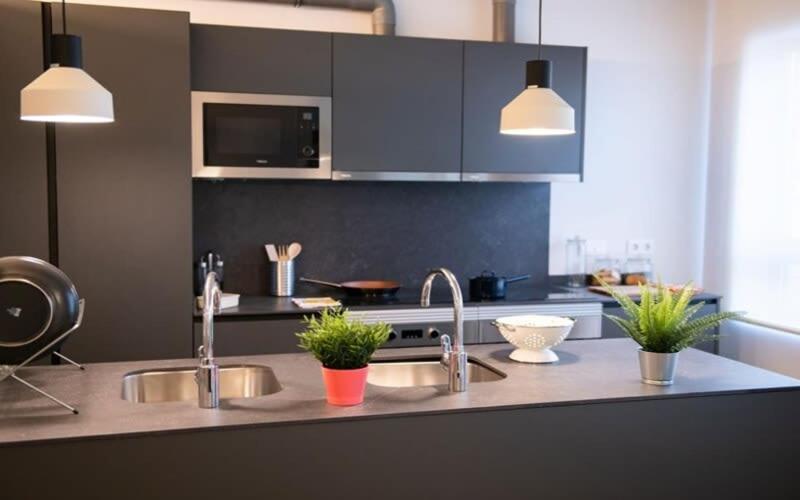 For Students Studying In Barcelona Only - Stunning Spacious Studios And Private Rooms At Pallars Student Accommodation ภายนอก รูปภาพ