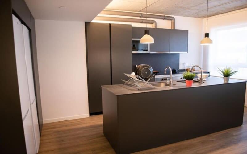 For Students Studying In Barcelona Only - Stunning Spacious Studios And Private Rooms At Pallars Student Accommodation ภายนอก รูปภาพ